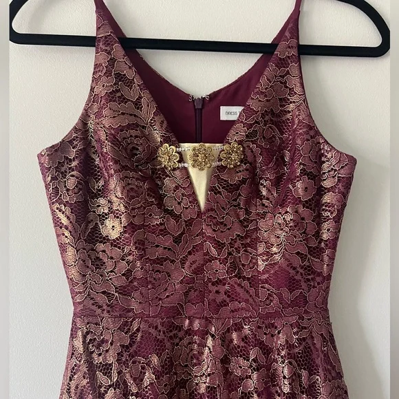 Dress the Population Blair Embellished Cocktail Dress Lace XS Modest Neckline